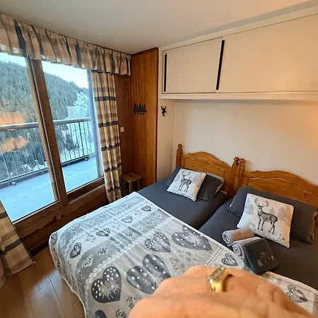 In/ski Out Apartman *